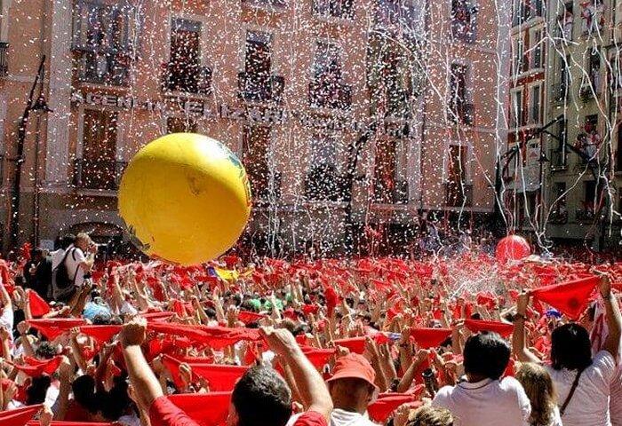 Pamplona gåtur i lille gruppe