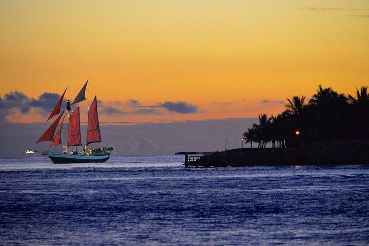 Key West Champagne Sunset Sail with Drinks and Hors d Oeuvres