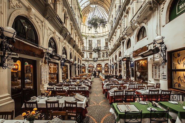 Baklava Backstreets Istanbul Food Tour with 12+ Tastings