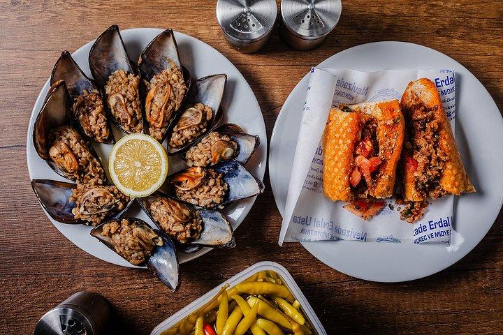 Baklava Backstreets Istanbul Food Tour with 12+ Tastings