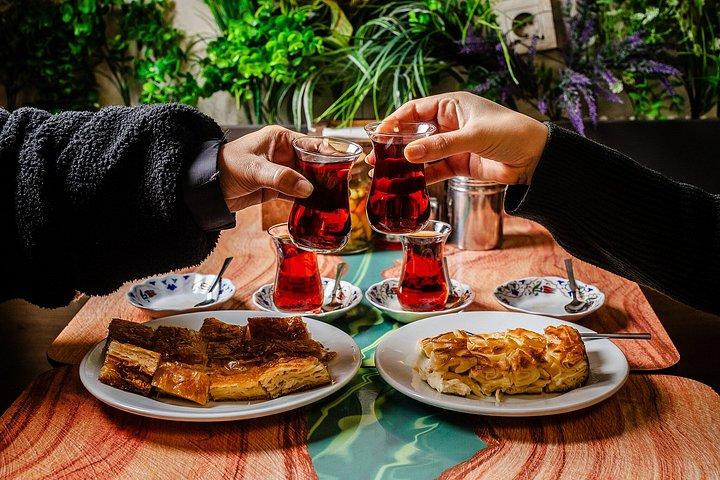 Baklava Backstreets Istanbul Food Tour with 12+ Tastings
