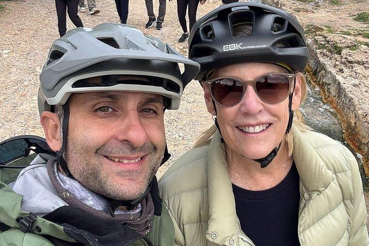 MONTALCINO Private E-Bike & Brunello Winery Experience