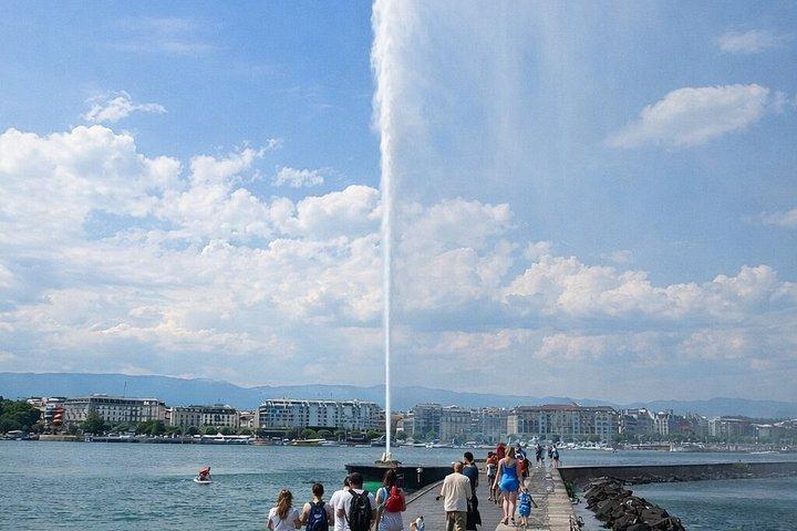 Geneva tour in luxury van