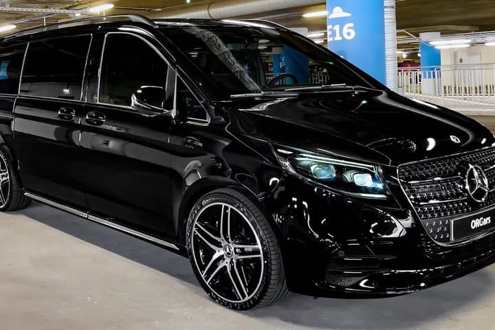 Private Transfer: Paris City to Port of LE HAVRE by Luxury Van