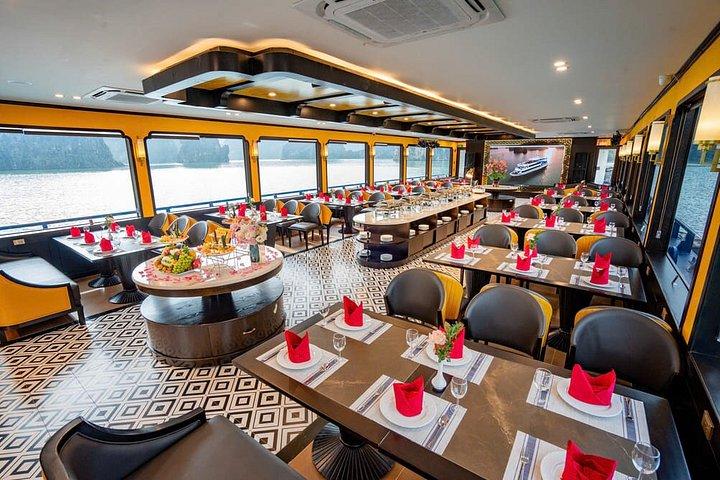 Ha Long Bay Deluxe Cruise 1 day