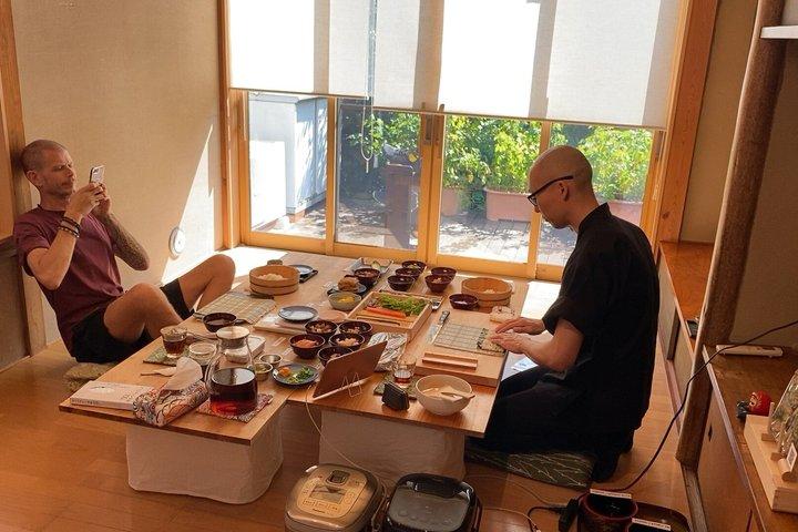 Vegan Sushi klasse i Tokyo – 6 typer, kulturhistorie og fuld måltid