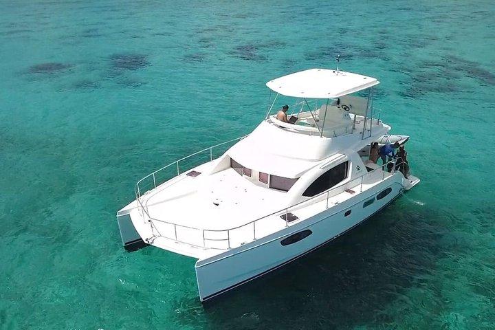 Hoteller i nærheden af Cayman Private Luxury Catamaran Experience 41’ Leopard