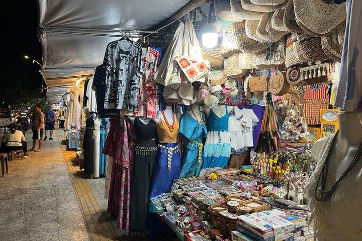 Siem Reap 3-Hour Sightseeing and Street Food Tour