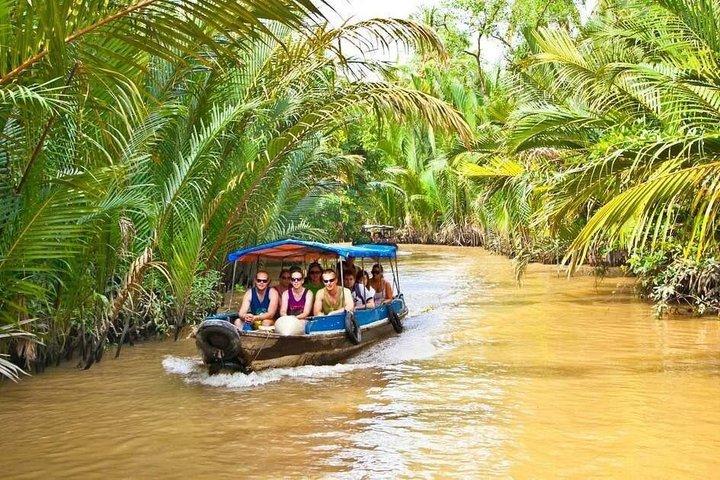 Da Ho Chi Minh City : Cu Chi Tunnels & Mekong Delta Day Tour
