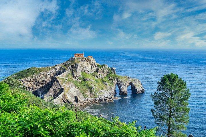 Northern Spain (Shell Bay & Art Landmarks) 4-Day Private Tour