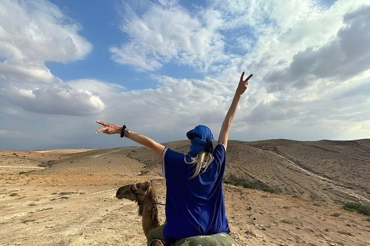 Marrakech: Agafay Desert ,Camel Ride & quad bike and Dinner show