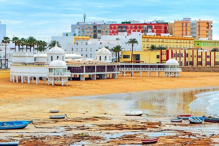 アンダルシアの地平線3日間カディス・ロンダとヴェヘルを脱出