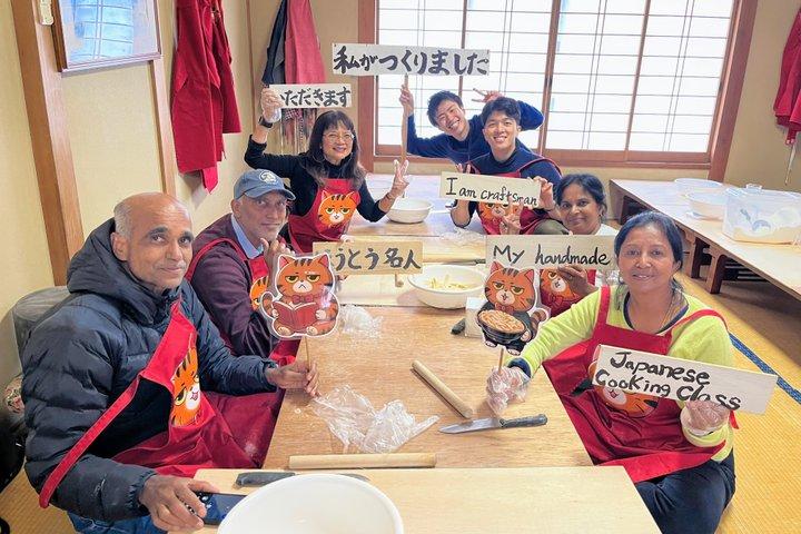 雄大な富士山とレイククルーズ、麺づくり体験