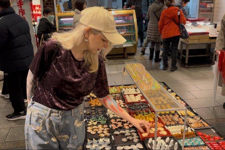 京都錦市場フードツアー 隠れた味と地元の洞察