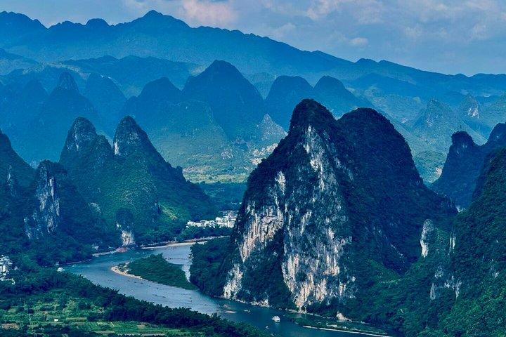 Longji Rice Terraces and Li River Cruise Guilin 2-3Day Group Tour