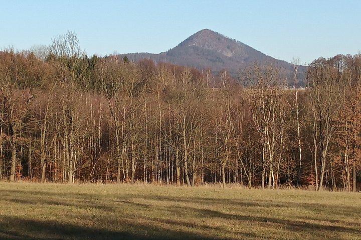 ガラス吹きワークショップ&クラフトビール&火山景観ハイキング