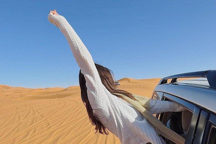 メルズーガ砂漠サファリ4x4＆ベルベル文化体験