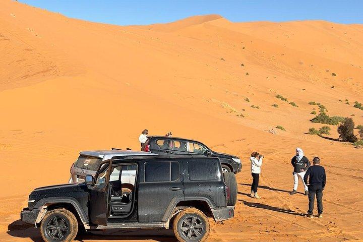 メルズーガ砂漠サファリ4x4＆ベルベル文化体験