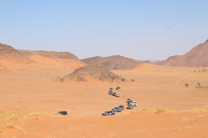 メルズーガ砂漠サファリ4x4＆ベルベル文化体験