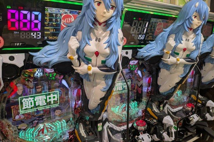パチンコゲーム体験付き東京新宿ナイトツアー