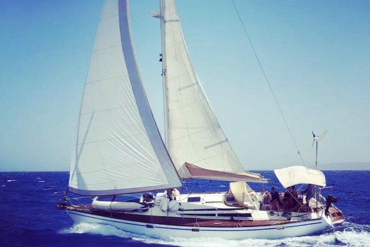7-stündige Segeltour von Paros nach Antiparos mit Mittagessen