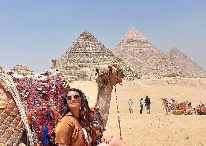 Giza Pyramids & Grand Egyptian Museum Tour privato di un giorno