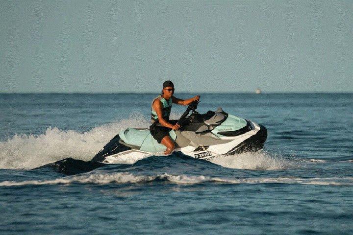 Doha: Guided Jet Ski Tour på katara Beach med naturskønne udsigter