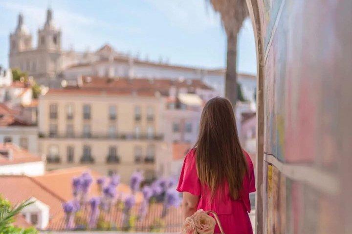 Lisbon: Private TukTuk Tours to Explore Historic Neighborhoods