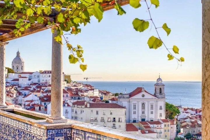 Lisbon: Private TukTuk Tours to Explore Historic Neighborhoods