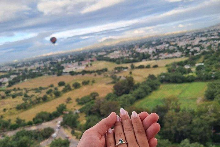 Balloon Flight over the Teotihuacan Pyramids