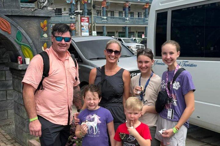 Privépendeldienst van en naar de luchthaven Roatan
