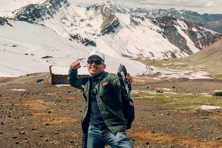 ATV-eventyr til Rainbow Mountain via Red Valley