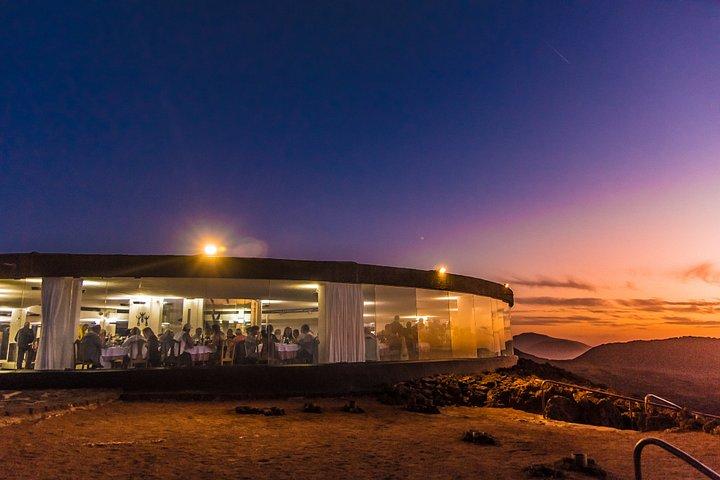 Esperienza serale Timanfaya e cena vulcanica