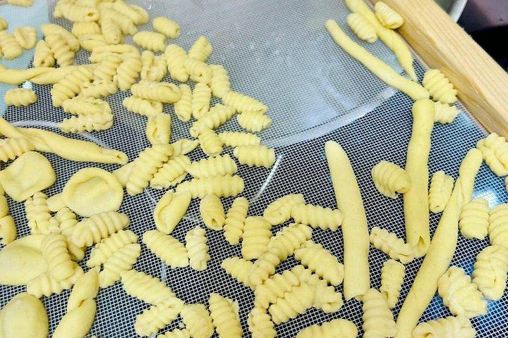プライベートクッキングクラス：秘密のレシピとエトナワイン