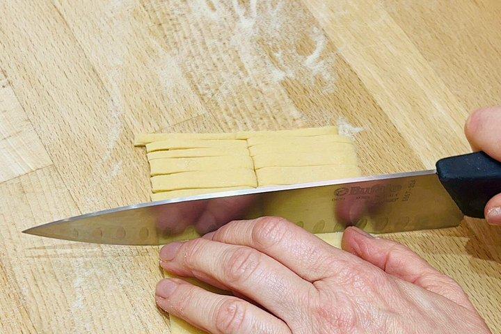 プライベートクッキングクラス：秘密のレシピとエトナワイン