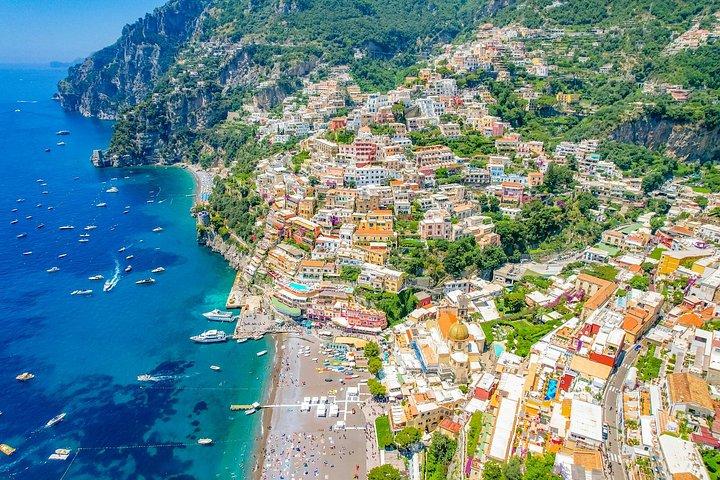 イタリアAzure&Amalfi海岸、青の洞窟、ポンペイ4日プライベートツアー