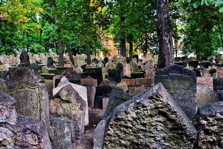 Prague Jewish Quarter Walking Tour - 4 hours with English Guide