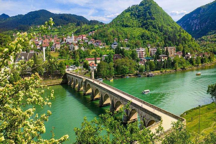 De Belgrado: Mokra Gora (Serbia) y Višegrad (Bosnia)
