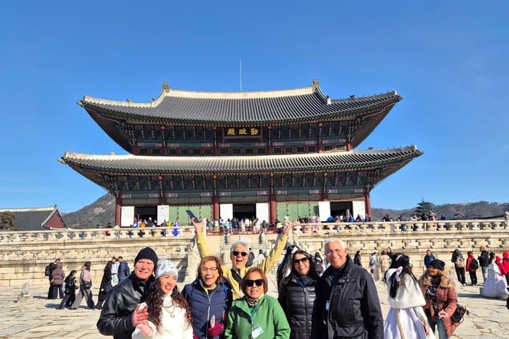 Half day Morning Seoul City Tour(Temple & Gyeongbok Palace)