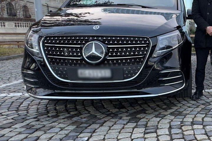 インターラーケンから：プライベートグリンデルヴァルトとラウターブルンネンツアー
