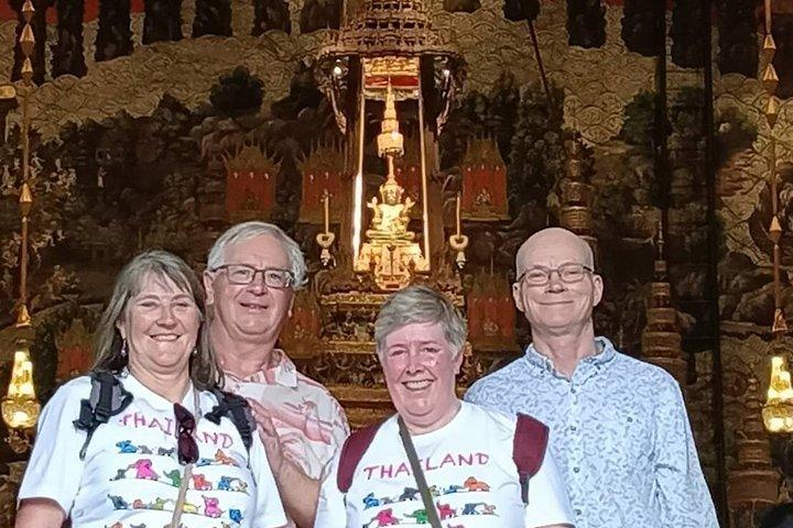 Bangkok Customized Guided Tour With Local Transportation