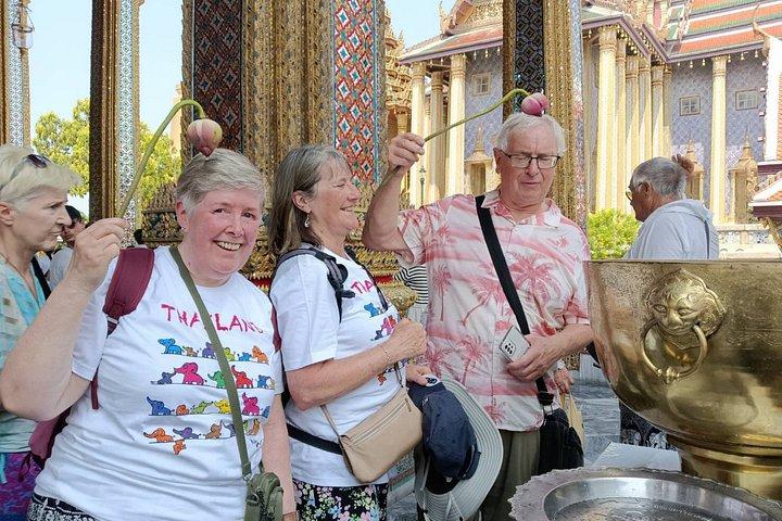 Bangkok Customized Guided Tour With Local Transportation