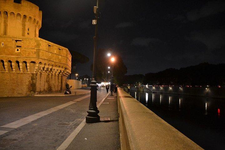 ローマのプライベートナイトツアー – パノラマビューと高級ダイニング