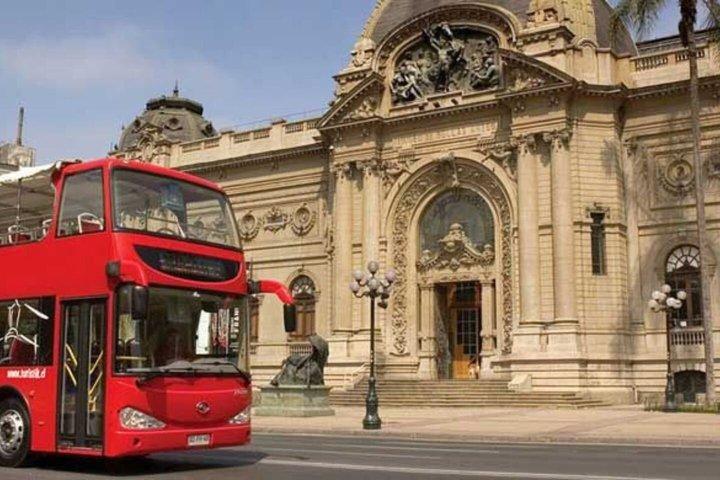 Le meilleur de Santiago en hop on hop off bus, funiculaire et téléphérique