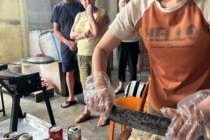 ホイアンバイクサイクリング-フィッシングネット-米ワイン-麺-wカービング-ランチ