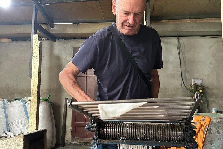 ホイアンバイクサイクリング-フィッシングネット-米ワイン-麺-wカービング-ランチ