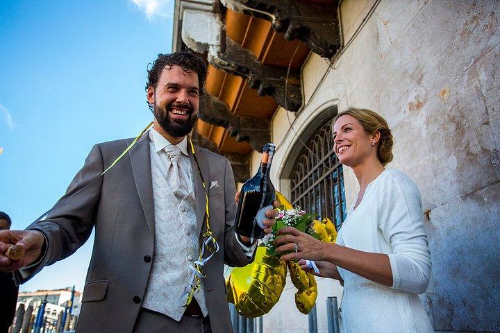 Foto de casal em Veneza