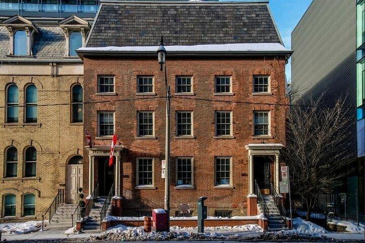Toronto's Greatest Hits Walking Tour