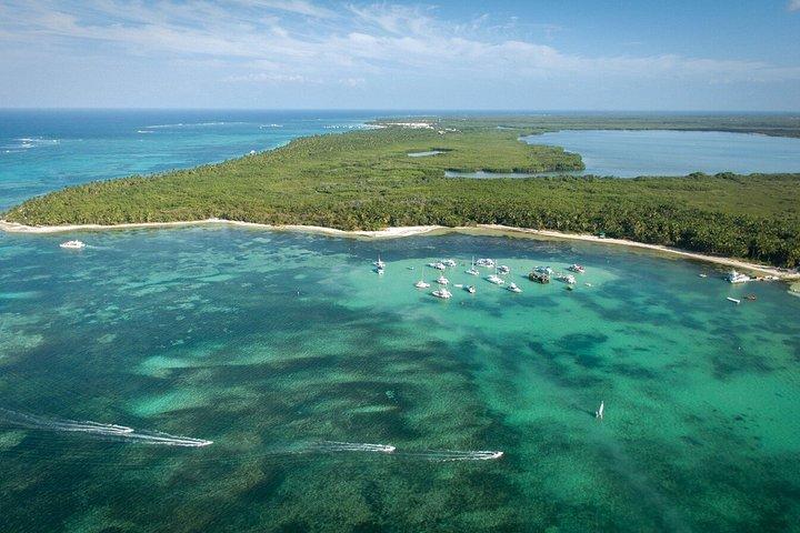 小グループからミチェスシュノーケリングクルーズオープンバーとスナック
