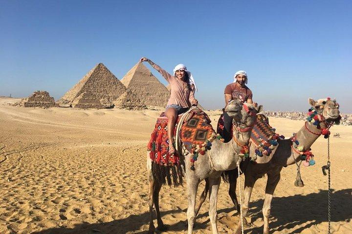 Privat Giza Pyramids Tour med Inside Great Pyramid Entry & Lunch